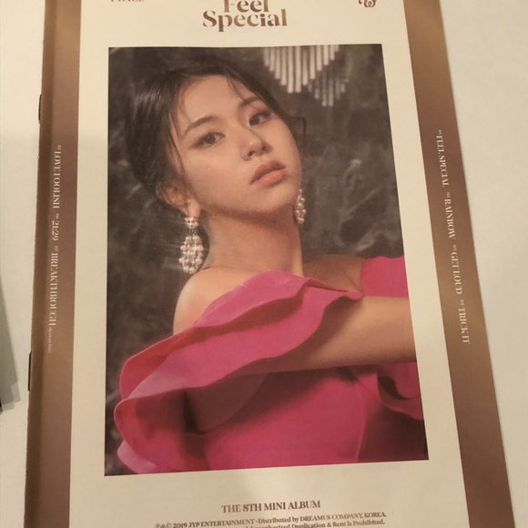 Twice Feel Special Album with CD - Picture 6 of 14